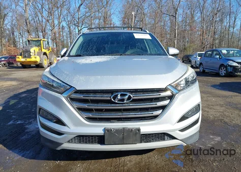 2017 Hyundai Tucson Limited z USA, uszkodzony, nr VIN KM8J3CA23HU381047
